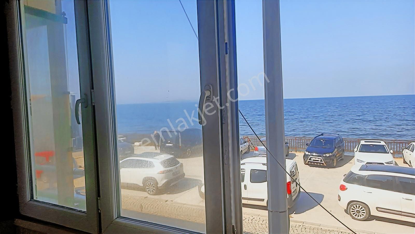Urla Zeytinalan'da Denize Sıfır 2+1 Kiralık Daire - Görsel 11