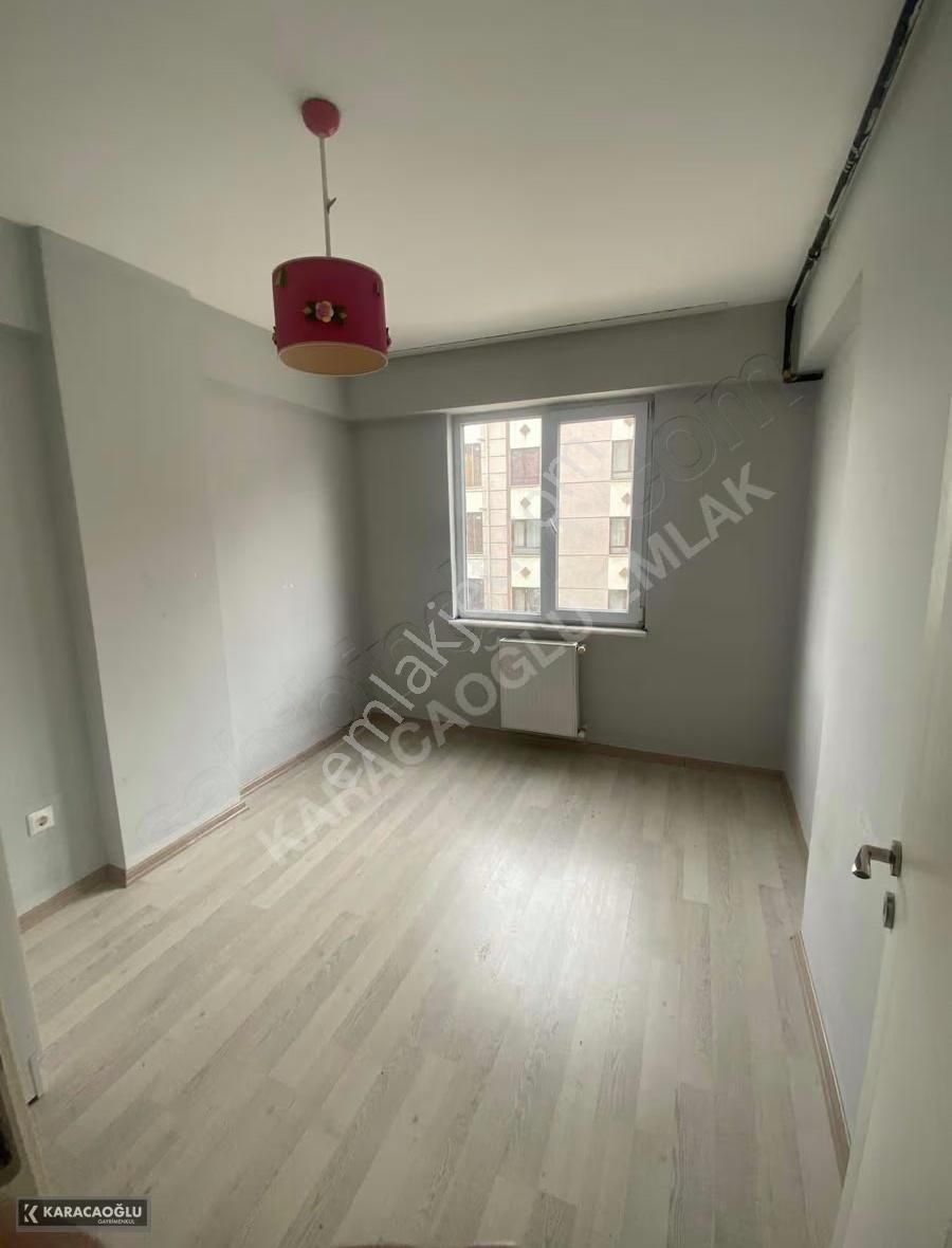 Dumlupınar Mah Aile Semtinde Eyşasız 2+1 90 M2 Fırsat - Görsel 2