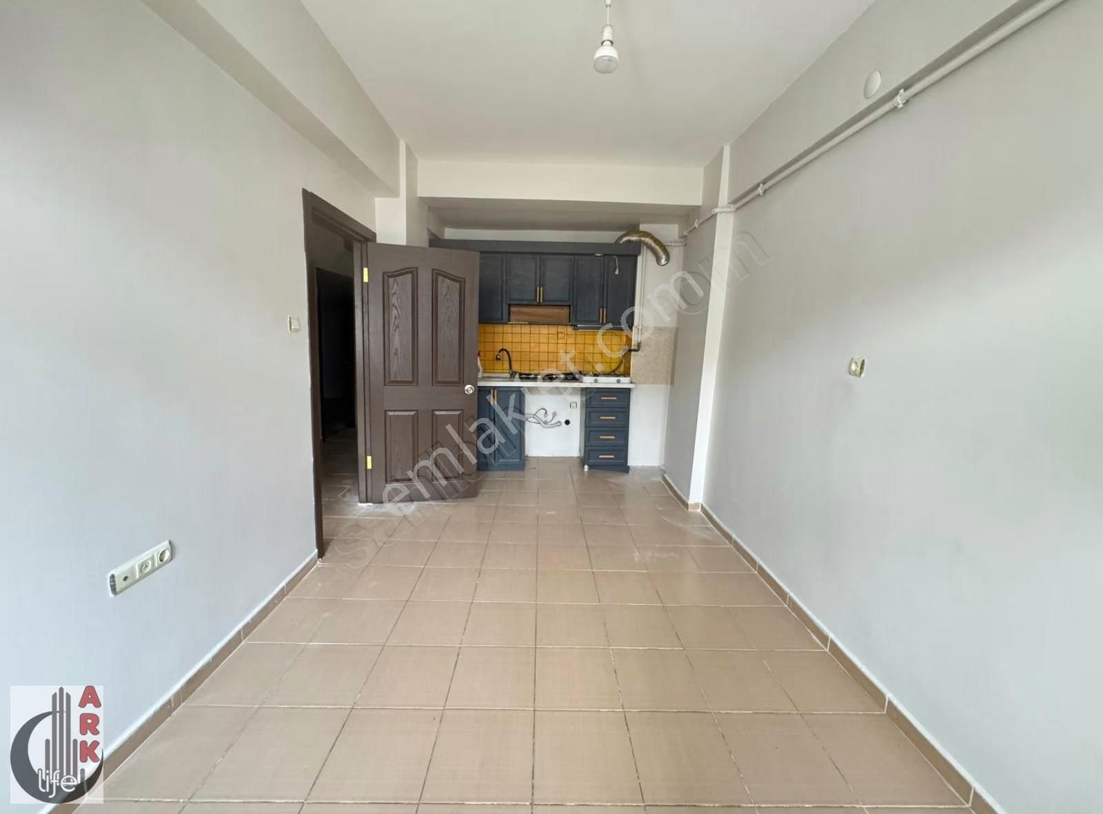Ark Life'dan Yenibağlar Mah.ünv.caddesi Yakını 98m² 2+1 Daire - Görsel 20