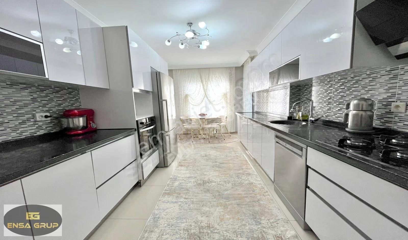 Havuzlu Sitede Krediye Uygun Giyinme Odalı Ebeveyn Banyolu 4+1! - Görsel 29