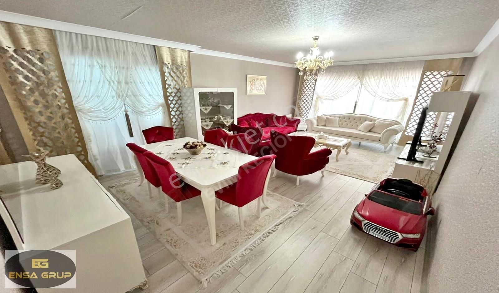 Havuzlu Sitede Krediye Uygun Giyinme Odalı Ebeveyn Banyolu 4+1! - Görsel 22