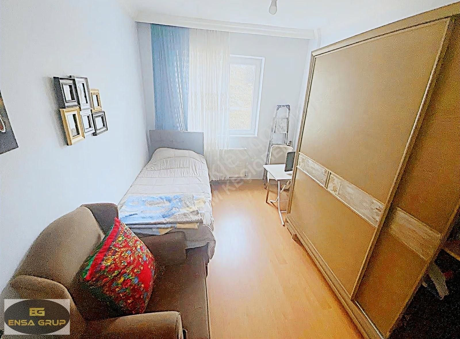 Belediye Ve Metro Yakını Manzaralı 1. Kat 3+1 Fırsatı - Görsel 5