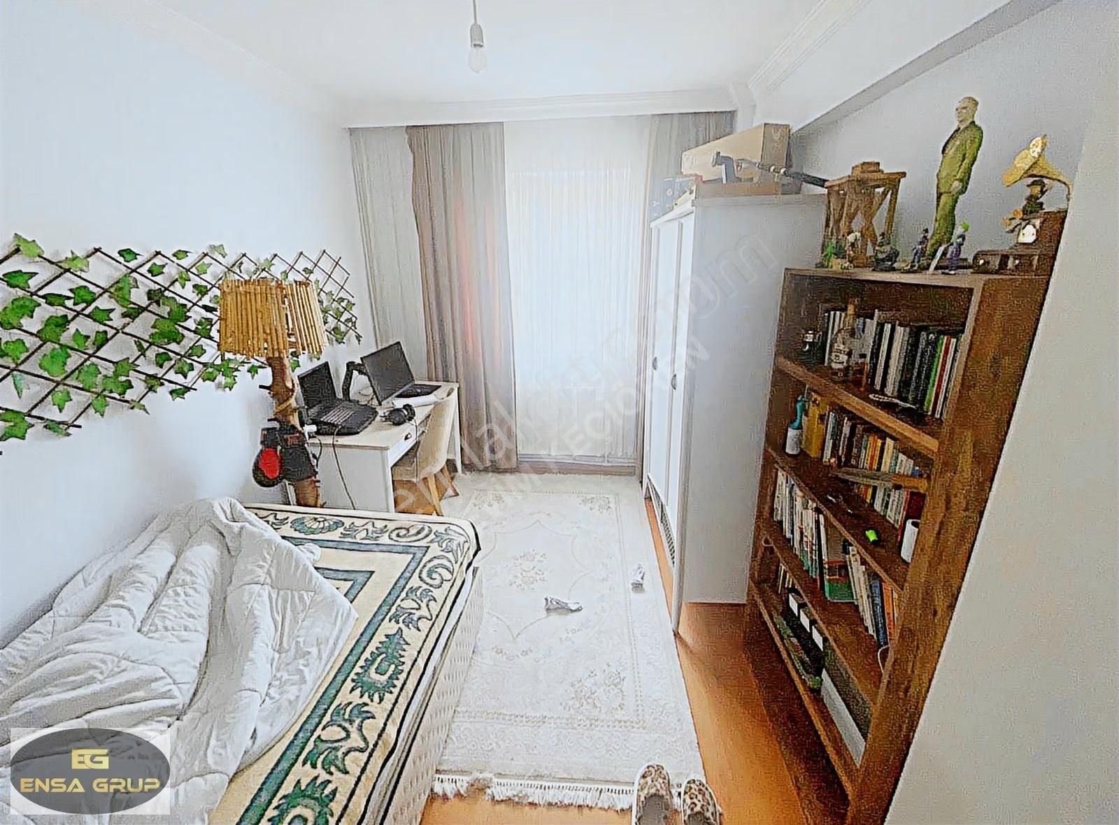 Belediye Ve Metro Yakını Manzaralı 1. Kat 3+1 Fırsatı - Görsel 18