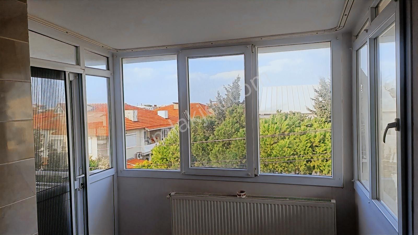 Urla Zeytinalan'da Kiralık 3+1 Bakımlı Daire - Görsel 6