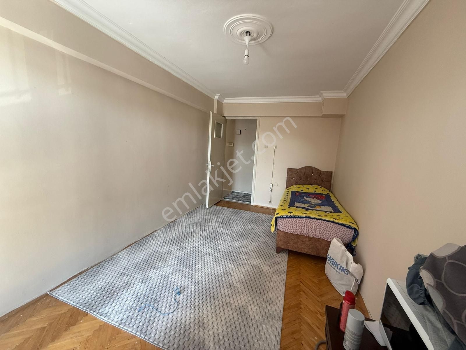 Urla Zeytinalanı Merkezde Satılık 3+1 Daire - Görsel 4