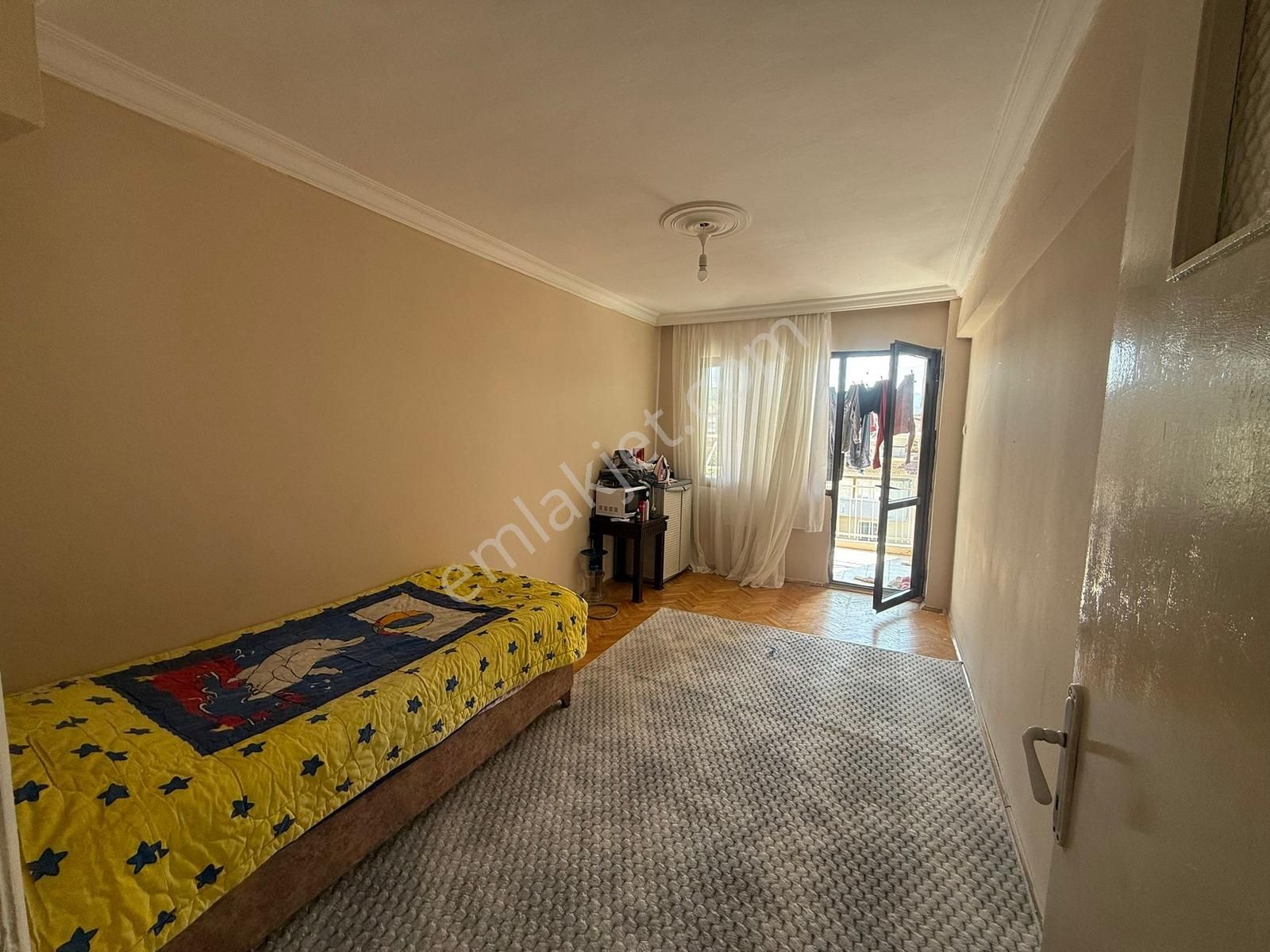 Urla Zeytinalanı Merkezde Satılık 3+1 Daire - Görsel 2