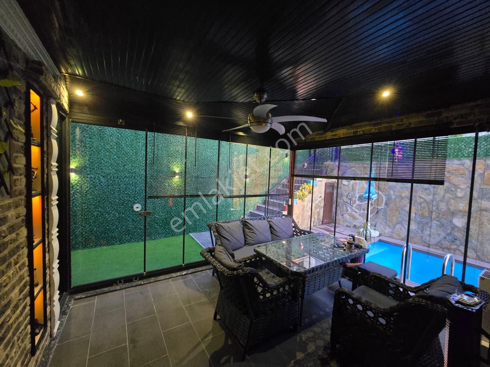 Sahibinden Müstakil Havuzlu-deniz Manzaralı Bakımlı Villa - Görsel 2