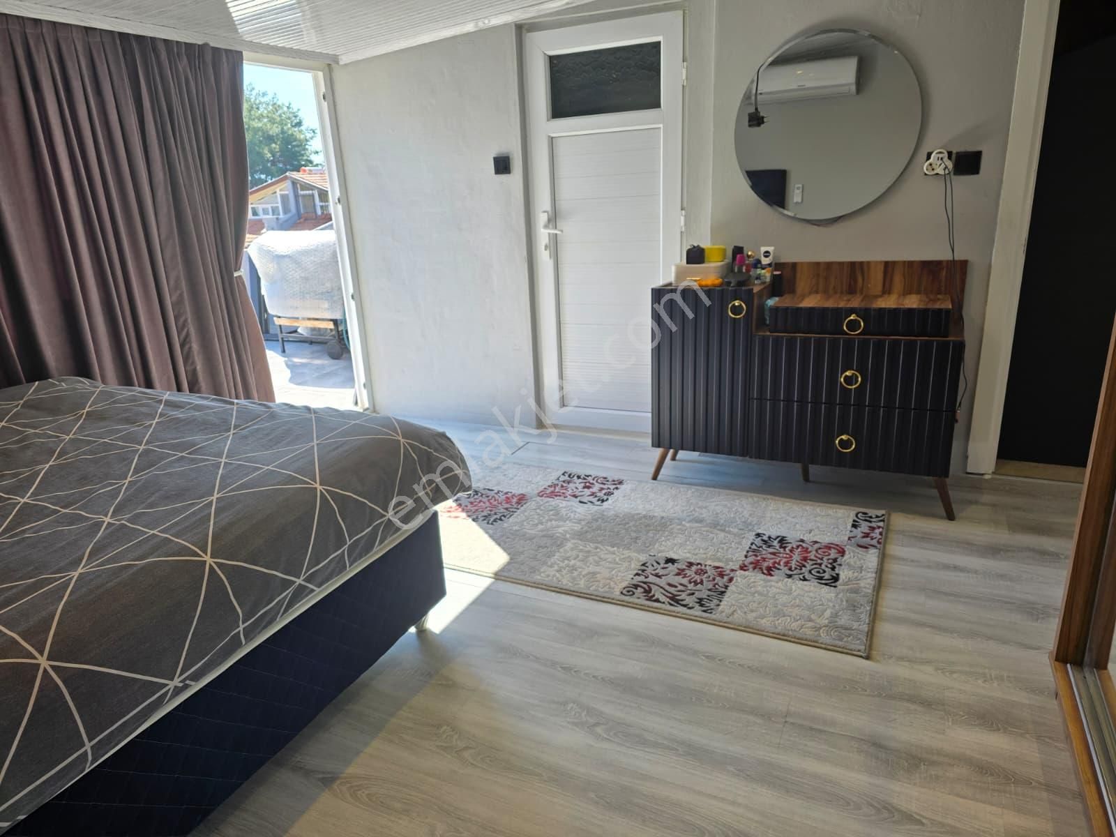 Sahibinden Müstakil Havuzlu-deniz Manzaralı Bakımlı Villa - Görsel 10