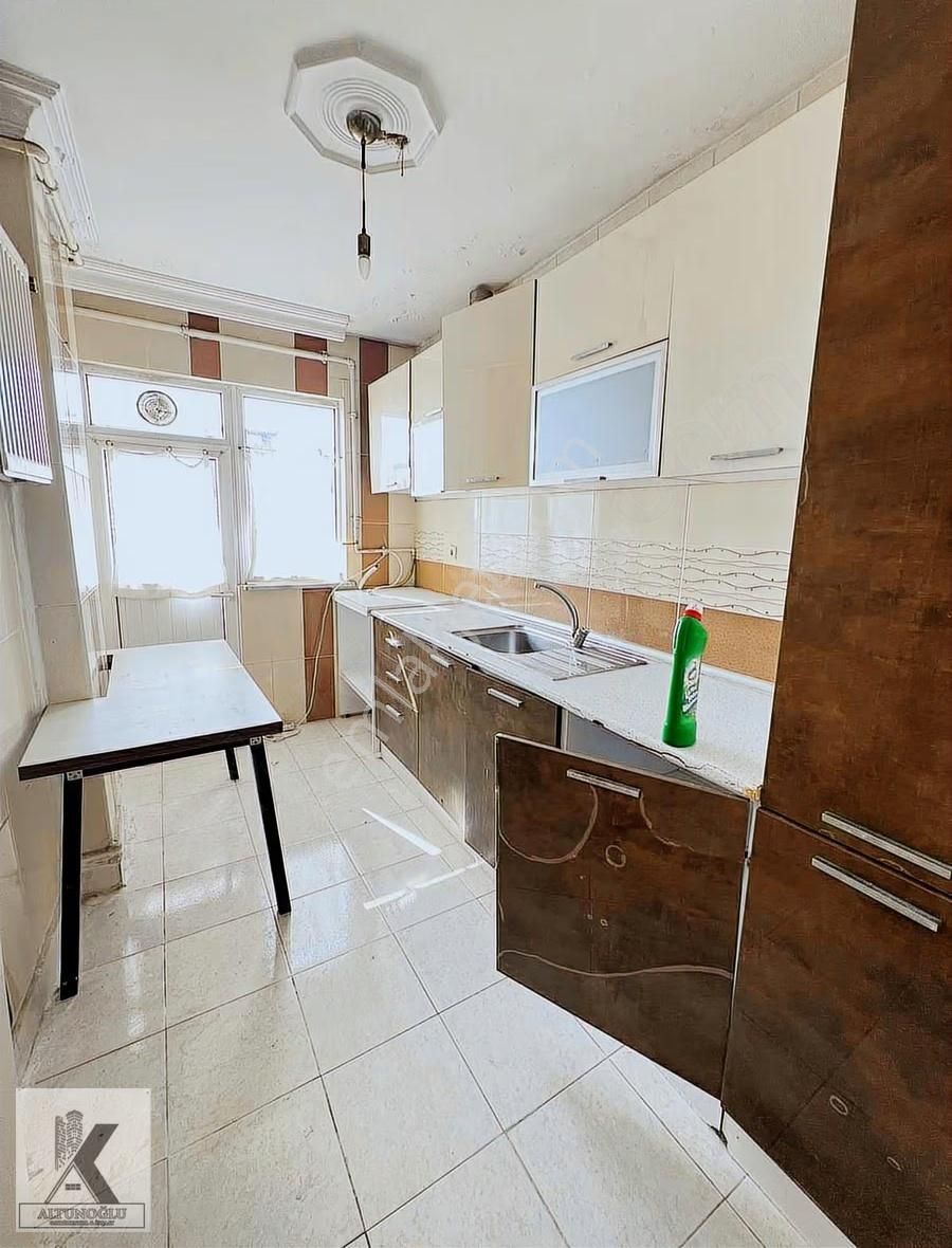 3+1 Merkez Mahallesinde Cadde Metrobüs Yakını Kiralık Daire - Görsel 31