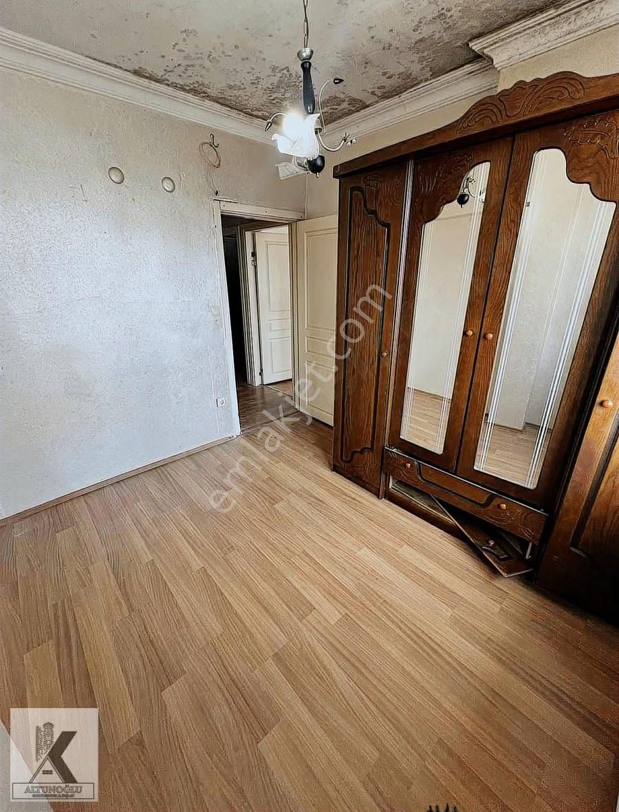 3+1 Merkez Mahallesinde Cadde Metrobüs Yakını Kiralık Daire - Görsel 33