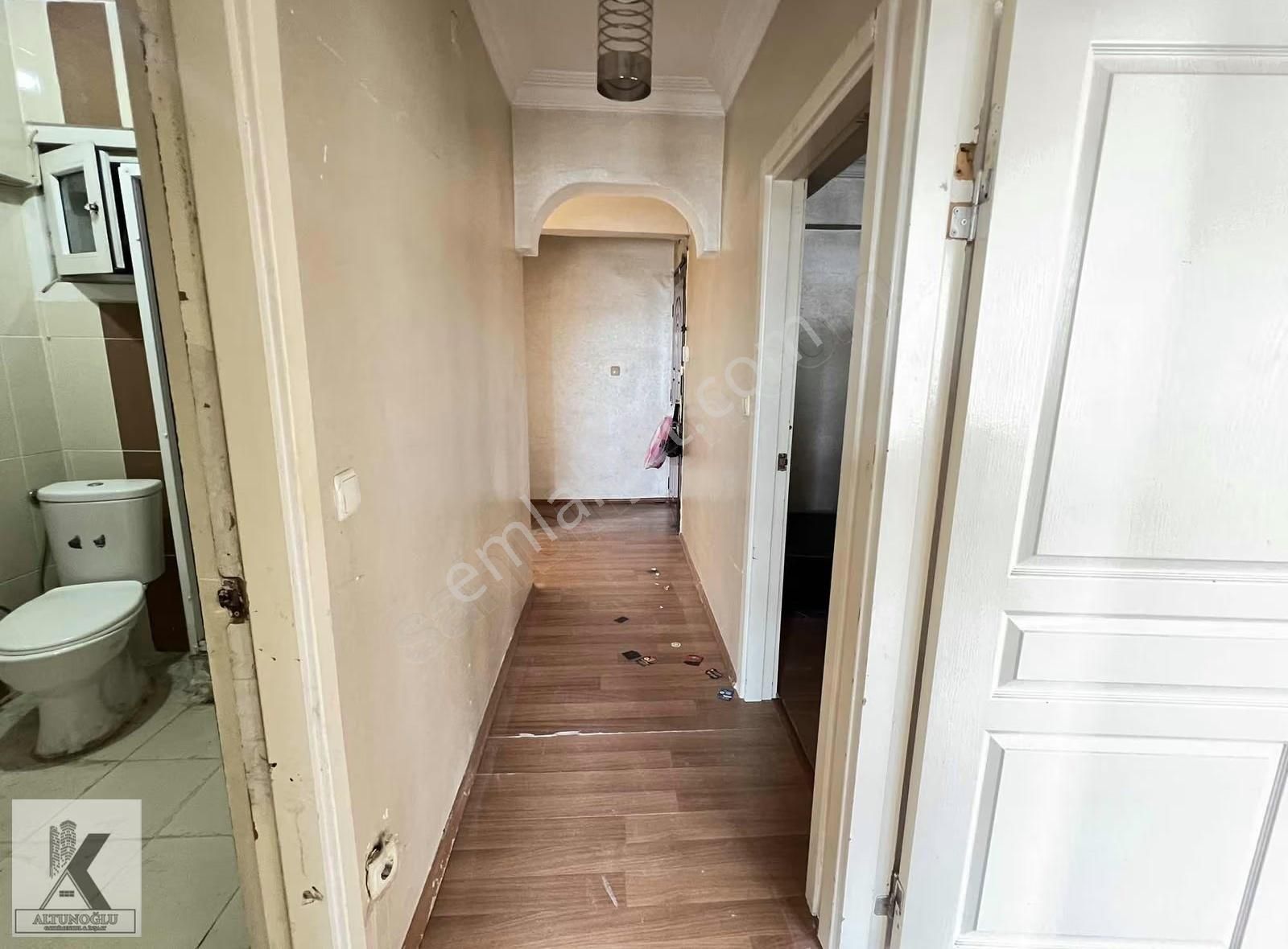 3+1 Merkez Mahallesinde Cadde Metrobüs Yakını Kiralık Daire - Görsel 10