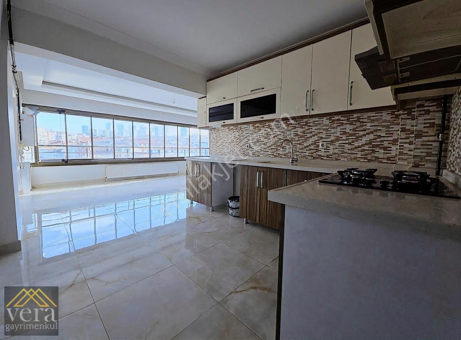 Nato Yolu Caddesine 100 Mt Site 7. Kat 145 M2 Kiralık 3+1 Full - Görsel 5