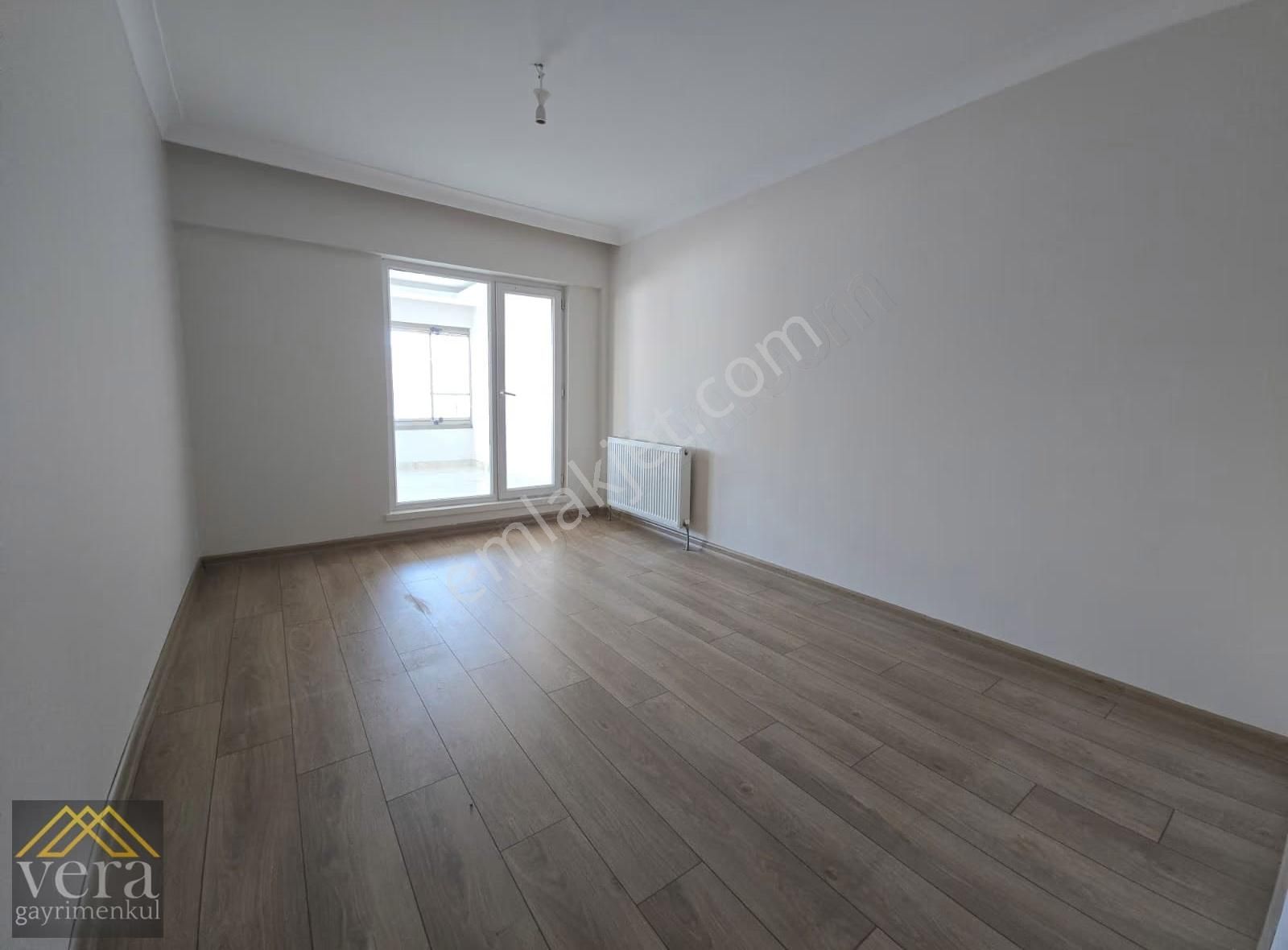 Nato Yolu Caddesine 100 Mt Site 7. Kat 145 M2 Kiralık 3+1 Full - Görsel 13