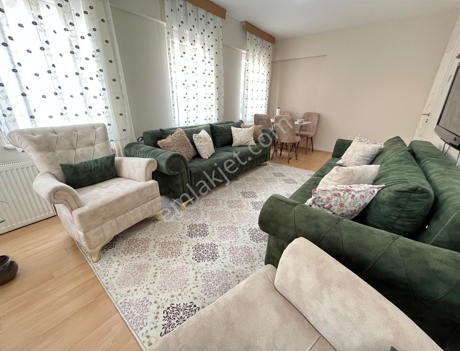 Aktürk Gayrimenkul'den Aileye Uygun Ayrı Mutfaklı 2+1 Daire - Görsel 21