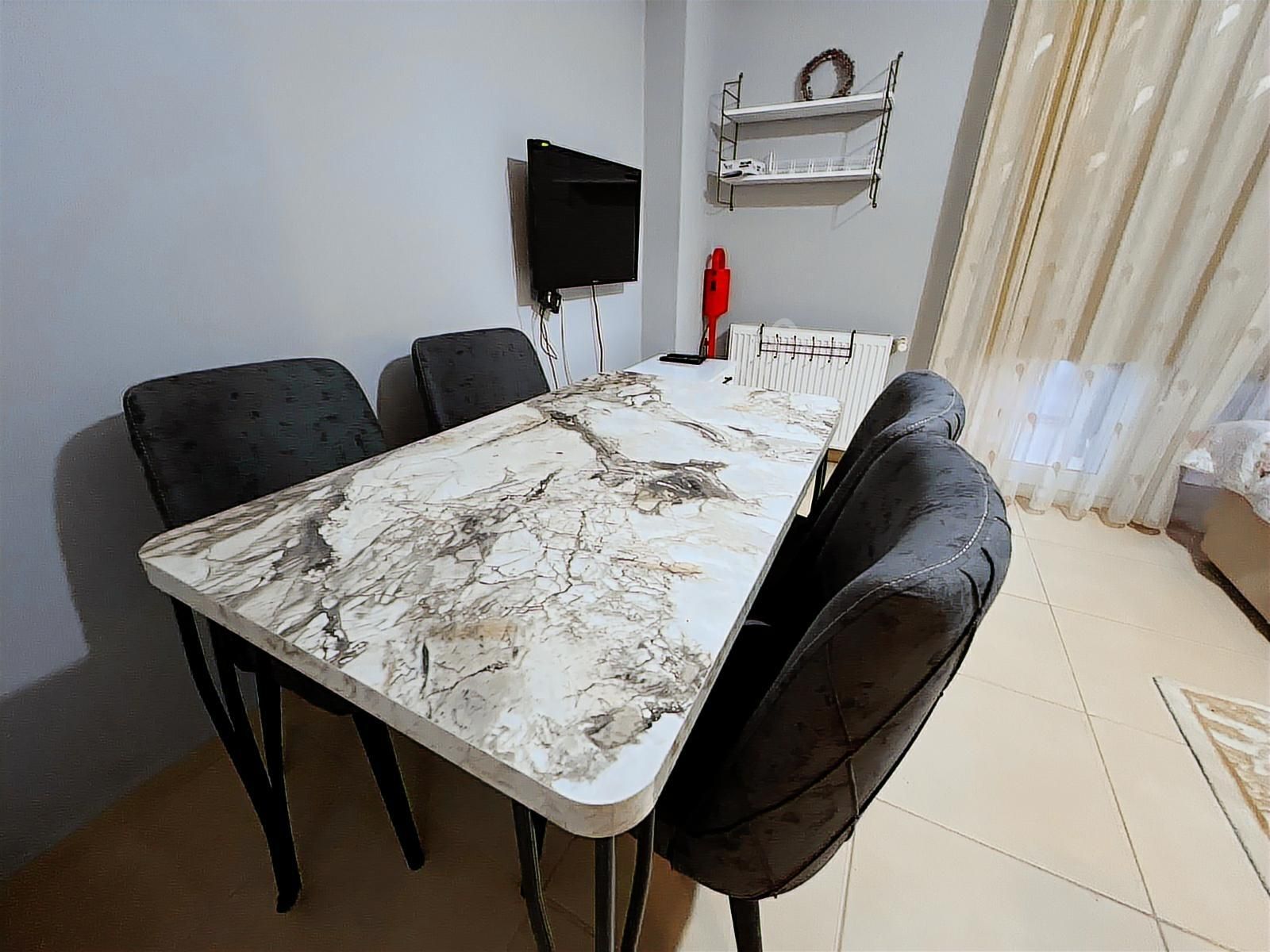 Urla Da Acil!. Ön Cephe Ara Kat Yüksek Kiralı Satılık 1+0 Daire - Görsel 15