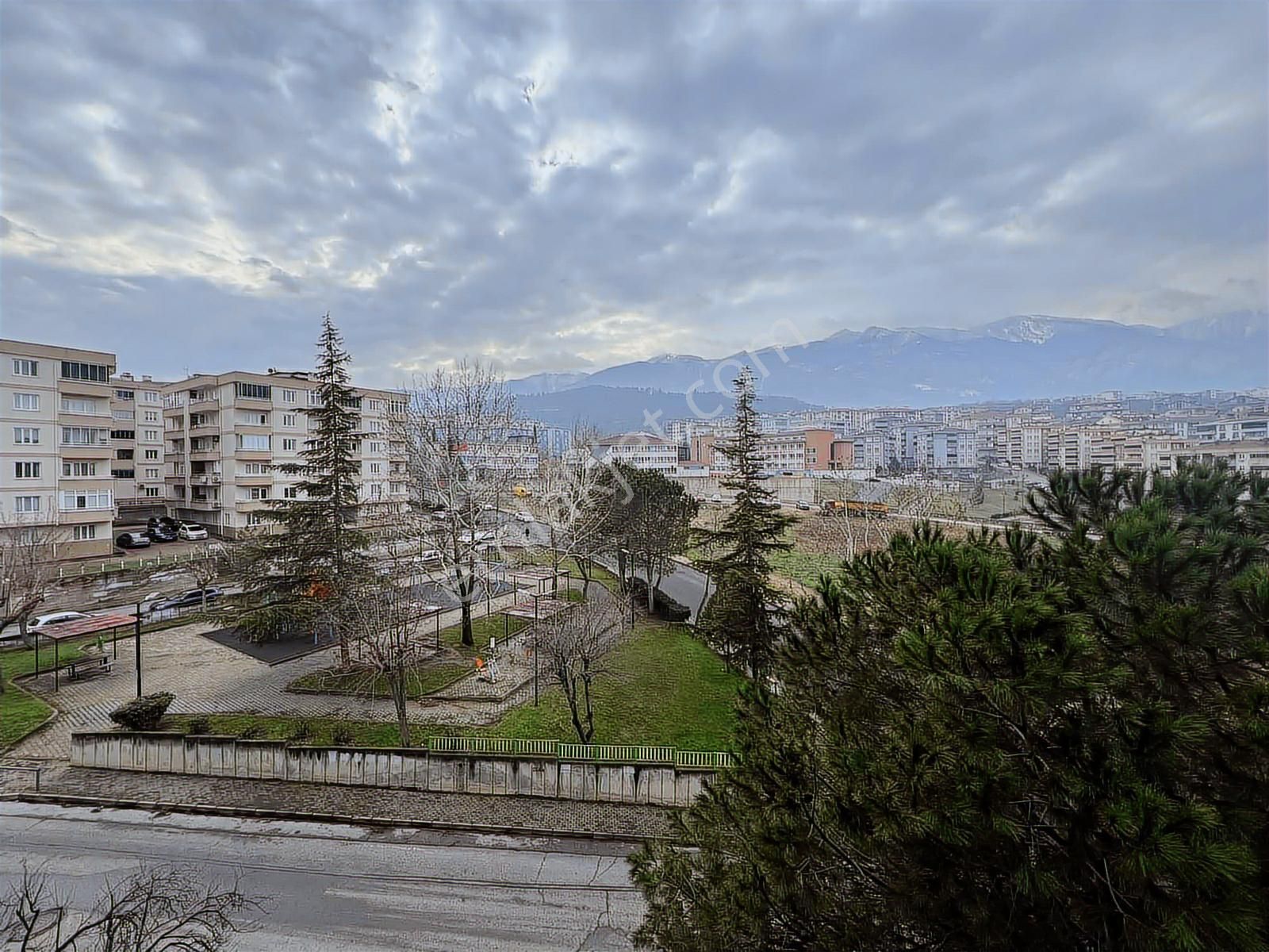 Kestel Yenimahalle Şirin Sitesinde Ara Kat 2+1 Daire - Görsel 14