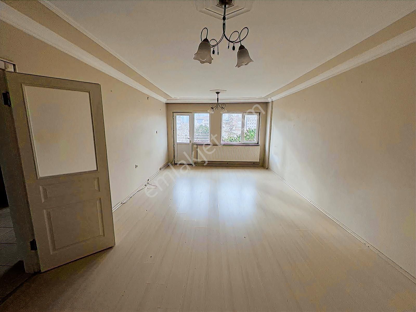 Kestel Yenimahalle Şirin Sitesinde Ara Kat 2+1 Daire