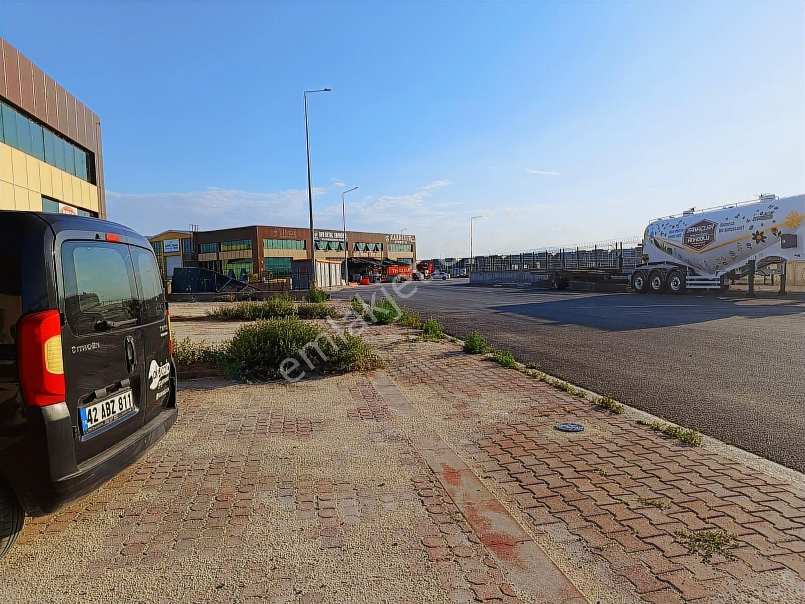 Konya Aksaray Yolu Siloların Arkasında Satılık 420 M2 Dükkan