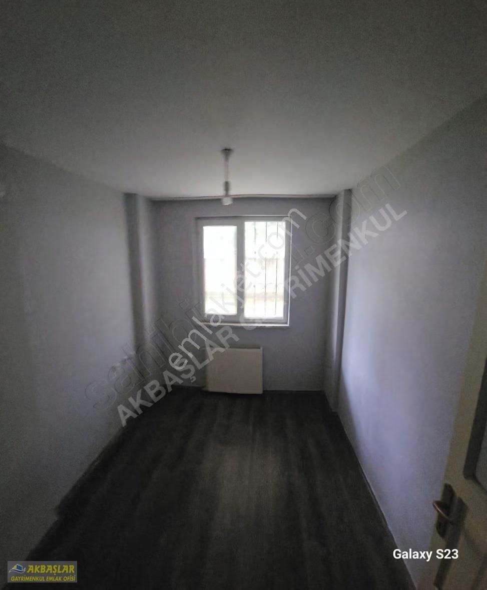Akbaşlar Gayrimenkul'den Burhaniye Mahallesinde Kiralık Daire - Görsel 2
