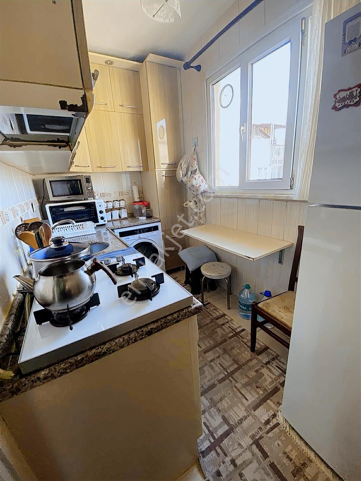 Çapa Şehremini'de Satılık 2+1 Daire - Görsel 3