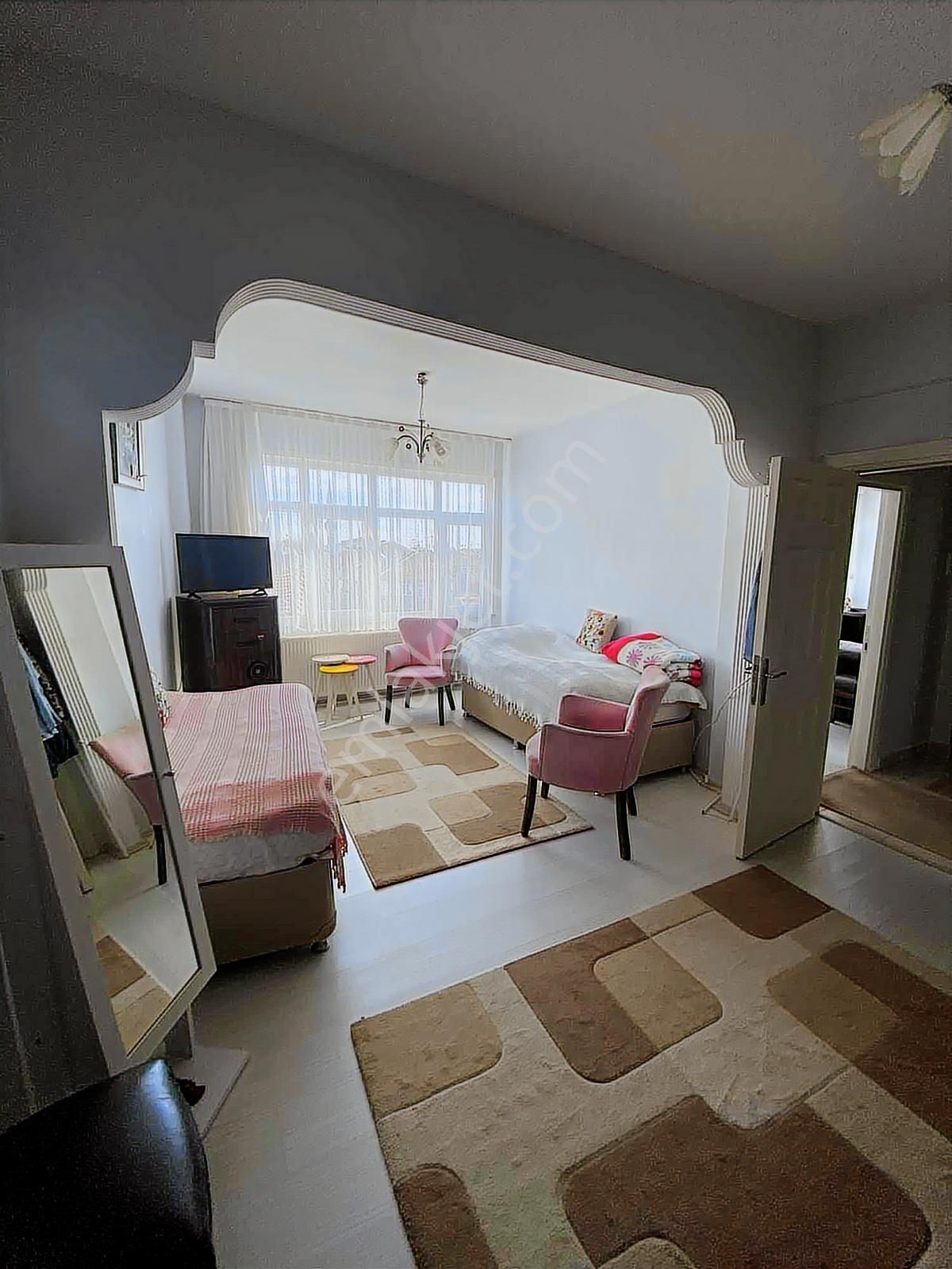 Çapa Şehremini'de Satılık 2+1 Daire - Görsel 10