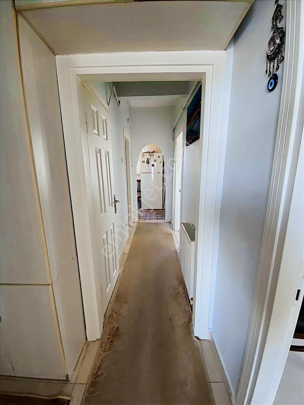 Çapa Şehremini'de Satılık 2+1 Daire - Görsel 8