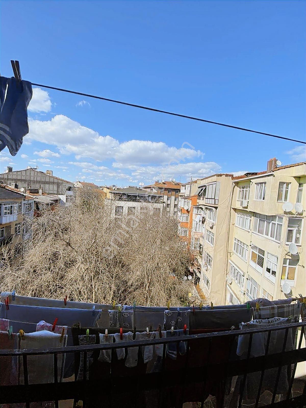 Çapa Şehremini'de Satılık 2+1 Daire - Görsel 19