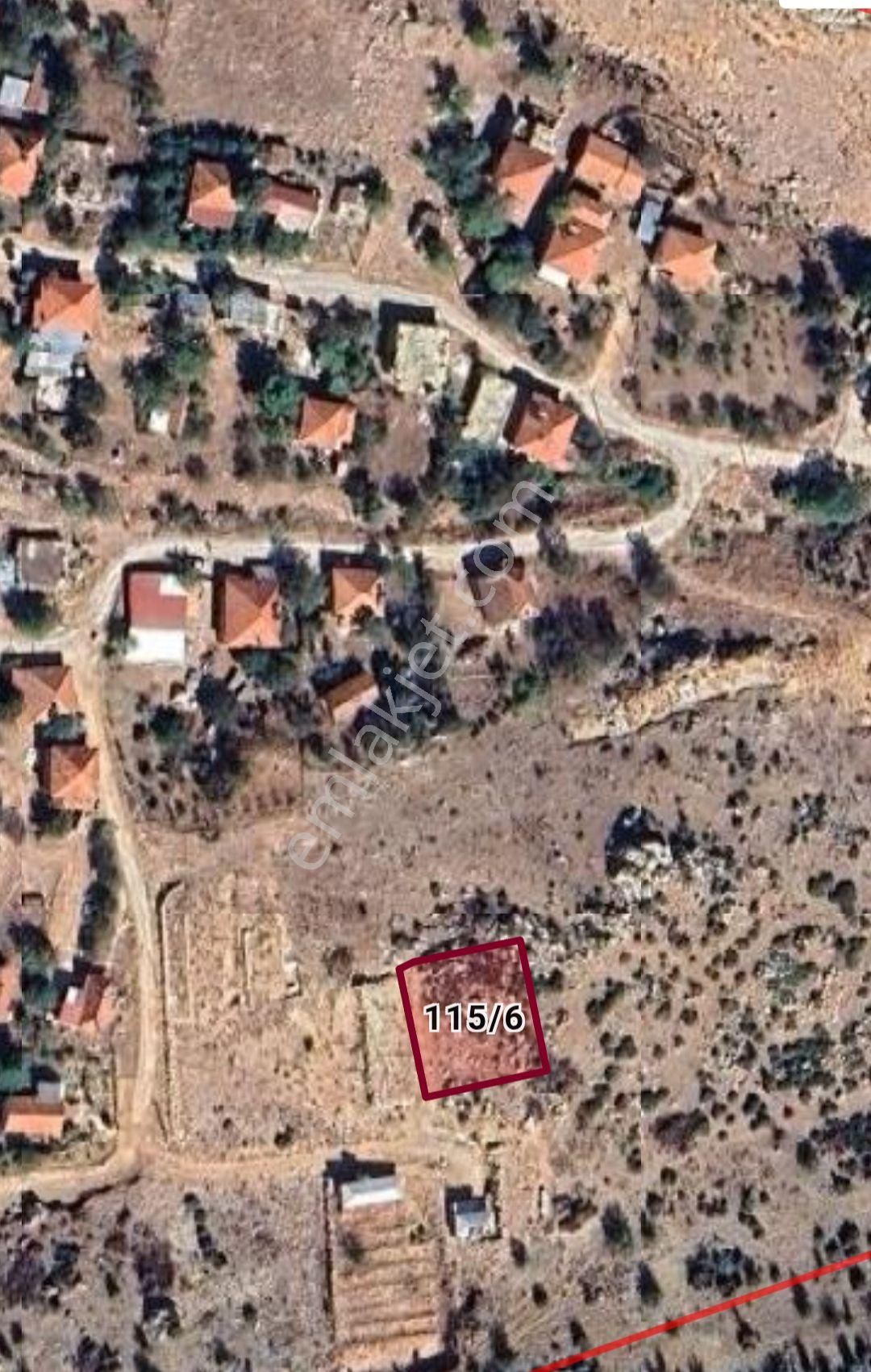 Toprak Emlak'tan Antalya Korkuteli Köseler Mah De 641 M2