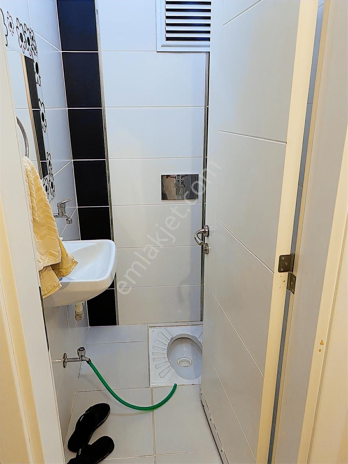 Bakırköy Osmaniyede Merkezi Konumda Lüks Kiralık Daire - Görsel 18