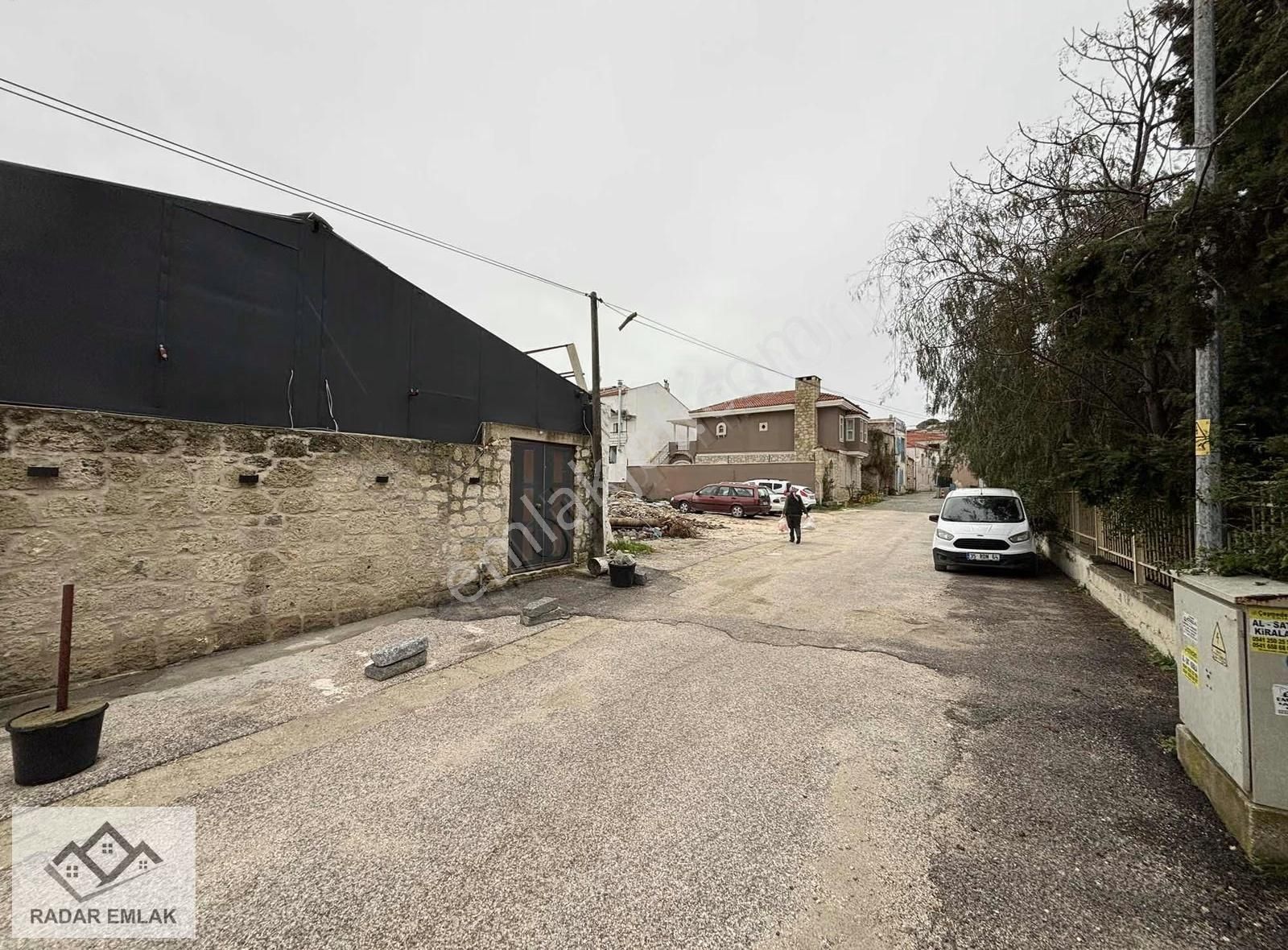Alaçatı Çarşı İçerisinde Dükkan Bulunan 519 M2 Emsalsiz Satılık - Görsel 5
