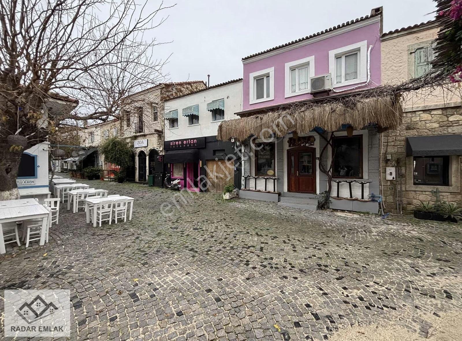 Alaçatı Çarşı İçerisinde Dükkan Bulunan 519 M2 Emsalsiz Satılık - Görsel 4