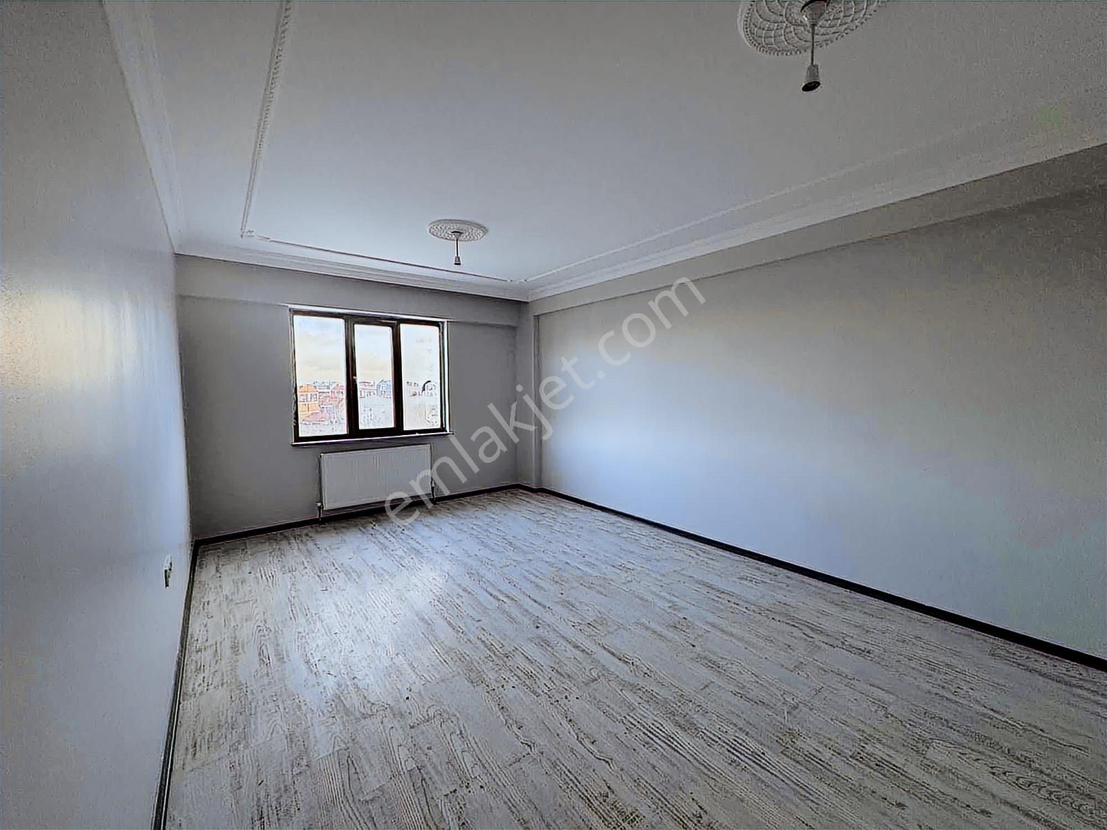 Gazi Yakup Satar Cd. Üzerinde Ebeveyn Banyolu Geniş 3+1 Daire - Görsel 30