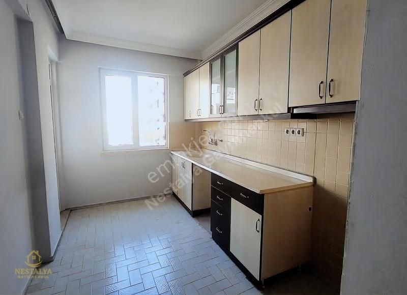 Markantalya Yakınında Kiralık 3+1 Geniş Daire - Görsel 7