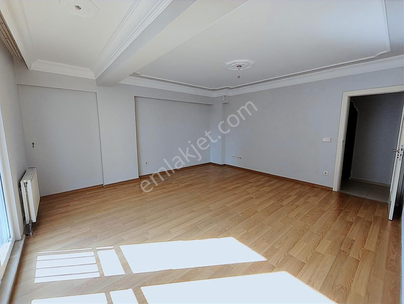 Sulyapıdan Kirazlının En Nezih Sitesinde Kiralık 3+1 Lüx Daire - Görsel 6