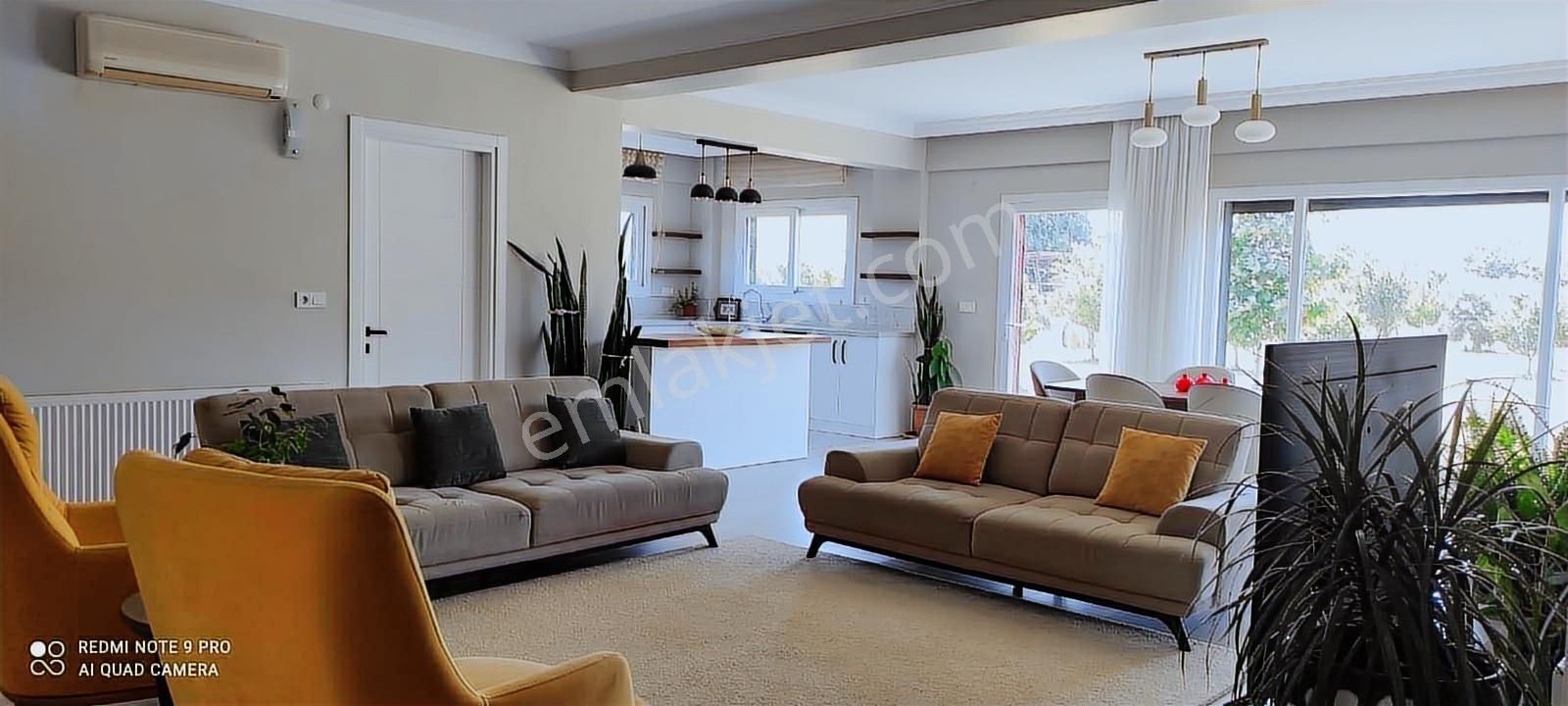 İzmir'de 4 Dönüm Arazi İçinde Satılık Çiftlik Evi Villa - Görsel 18