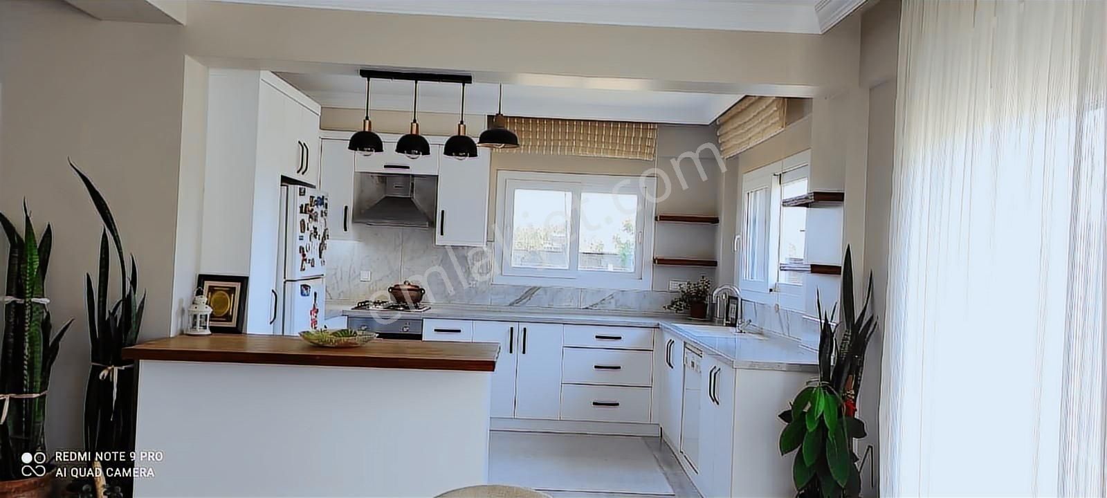 İzmir'de 4 Dönüm Arazi İçinde Satılık Çiftlik Evi Villa - Görsel 23