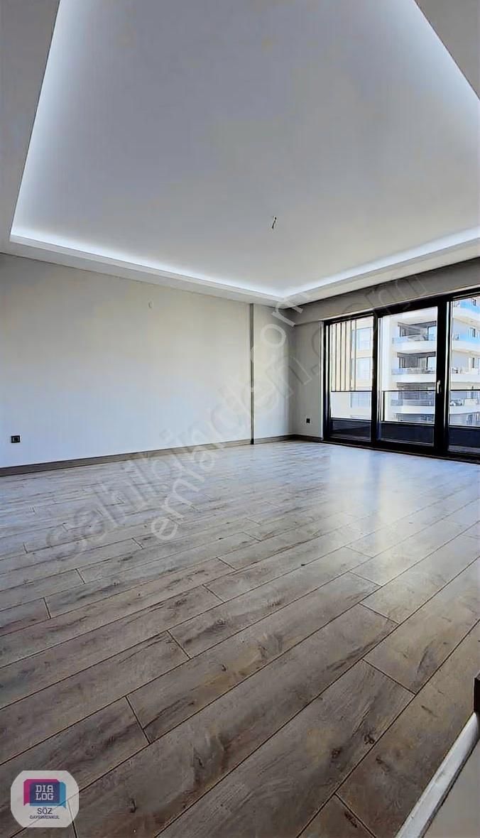 Söz'den 23 Nisan Paradise Palace'de Kiralık 2+1 Lüx Daire - Görsel 14
