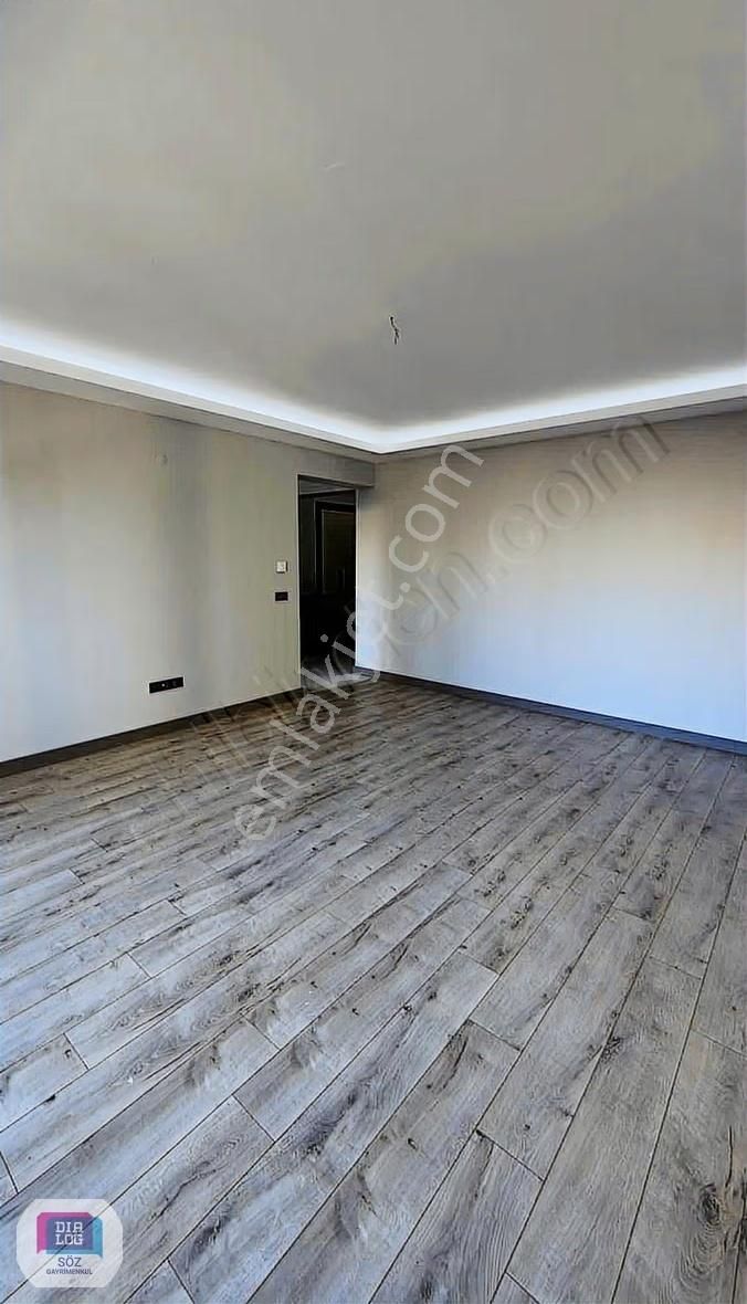 Söz'den 23 Nisan Paradise Palace'de Kiralık 2+1 Lüx Daire - Görsel 17