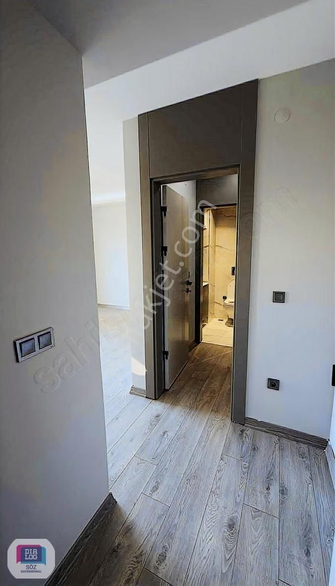 Söz'den 23 Nisan Paradise Palace'de Kiralık 2+1 Lüx Daire - Görsel 23