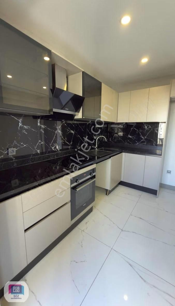 Söz'den 23 Nisan Paradise Palace'de Kiralık 2+1 Lüx Daire - Görsel 26