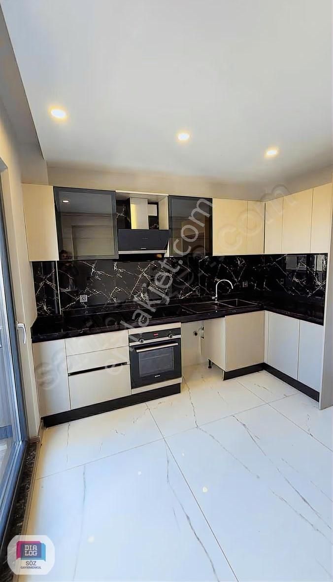 Söz'den 23 Nisan Paradise Palace'de Kiralık 2+1 Lüx Daire - Görsel 29