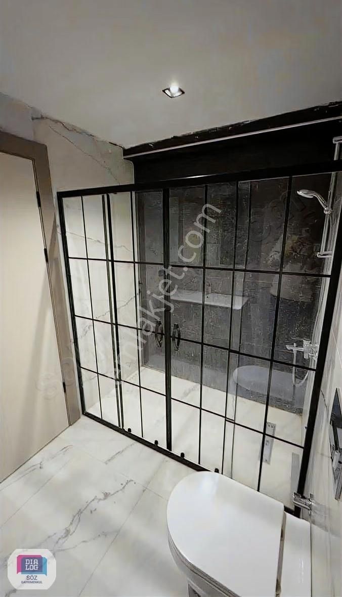 Söz'den 23 Nisan Paradise Palace'da 3+1 Kiralık Lüx Daire - Görsel 35