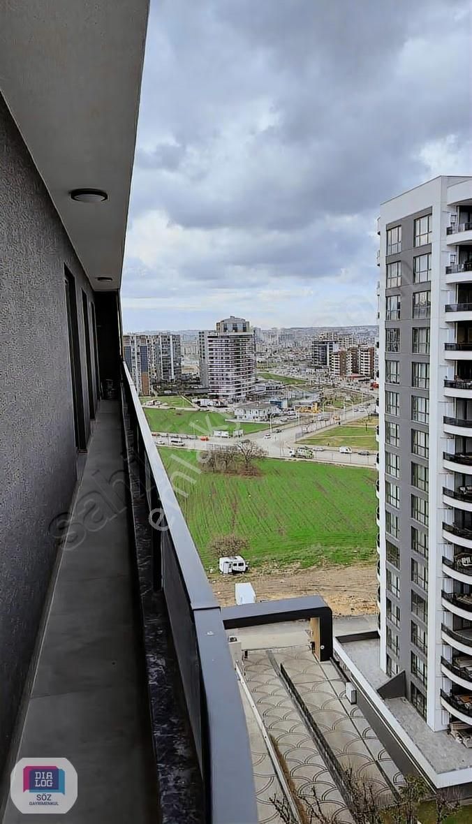 Söz'den 23 Nisan Paradise Palace'da 3+1 Kiralık Lüx Daire - Görsel 2