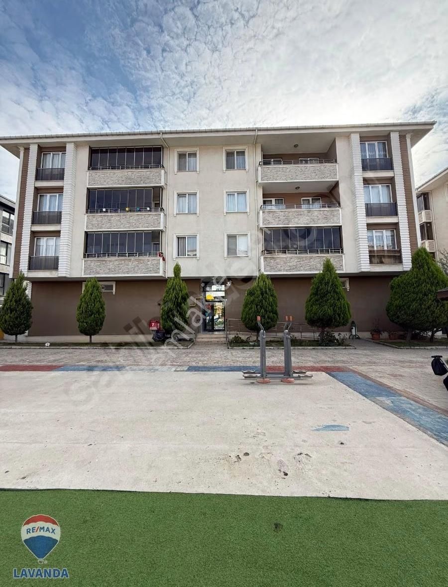 Remax Lavandadan Çorlu Rumeli Mahallesinde Satılık 3+1daire - Görsel 18