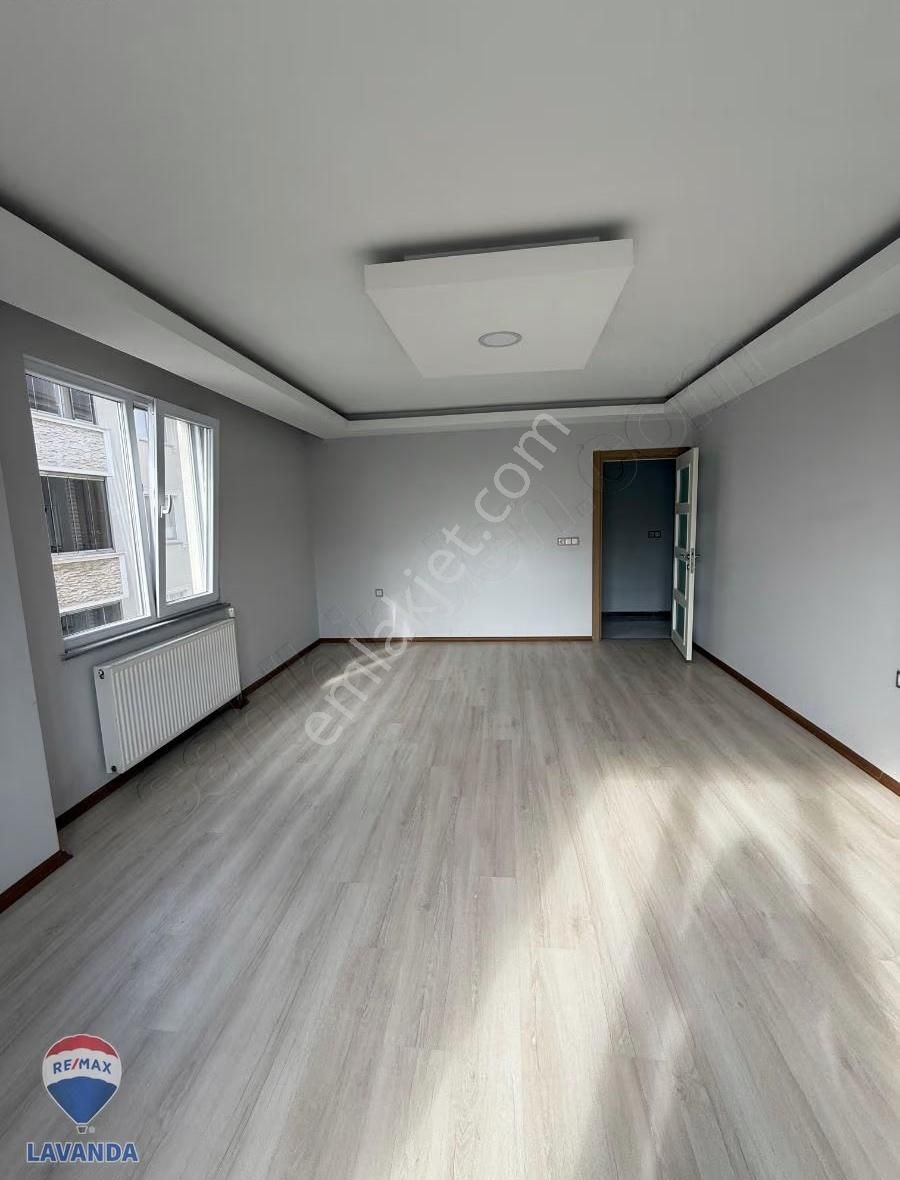 Remax Lavandadan Çorlu Rumeli Mahallesinde Satılık 3+1daire - Görsel 22