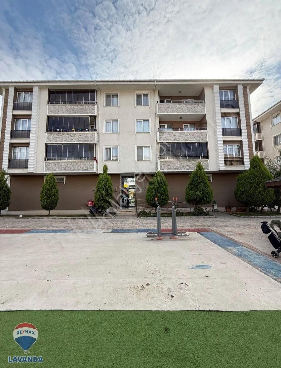 Remax Lavandadan Çorlu Rumeli Mahallesinde Satılık 3+1daire - Görsel 20