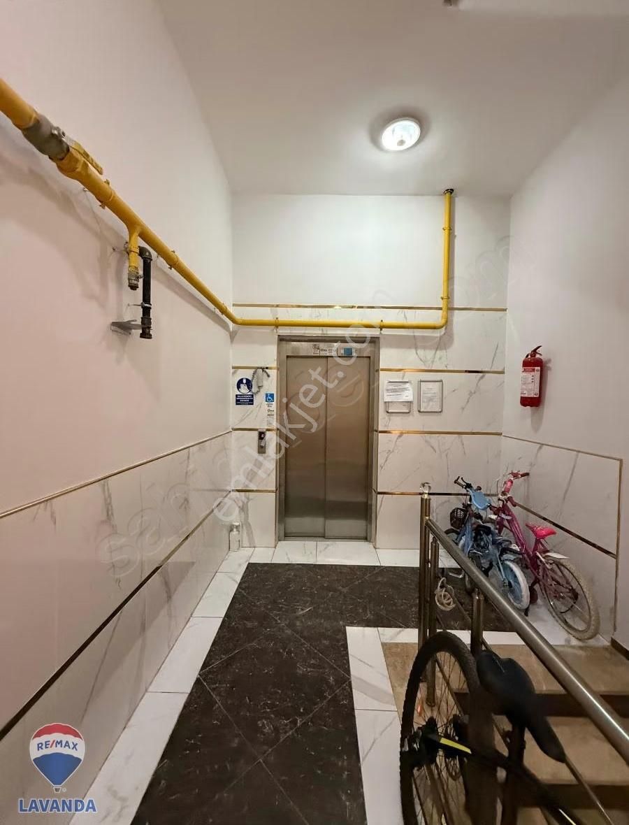 Remax Lavandadan Çorlu Rumeli Mahallesinde Satılık 3+1daire - Görsel 21