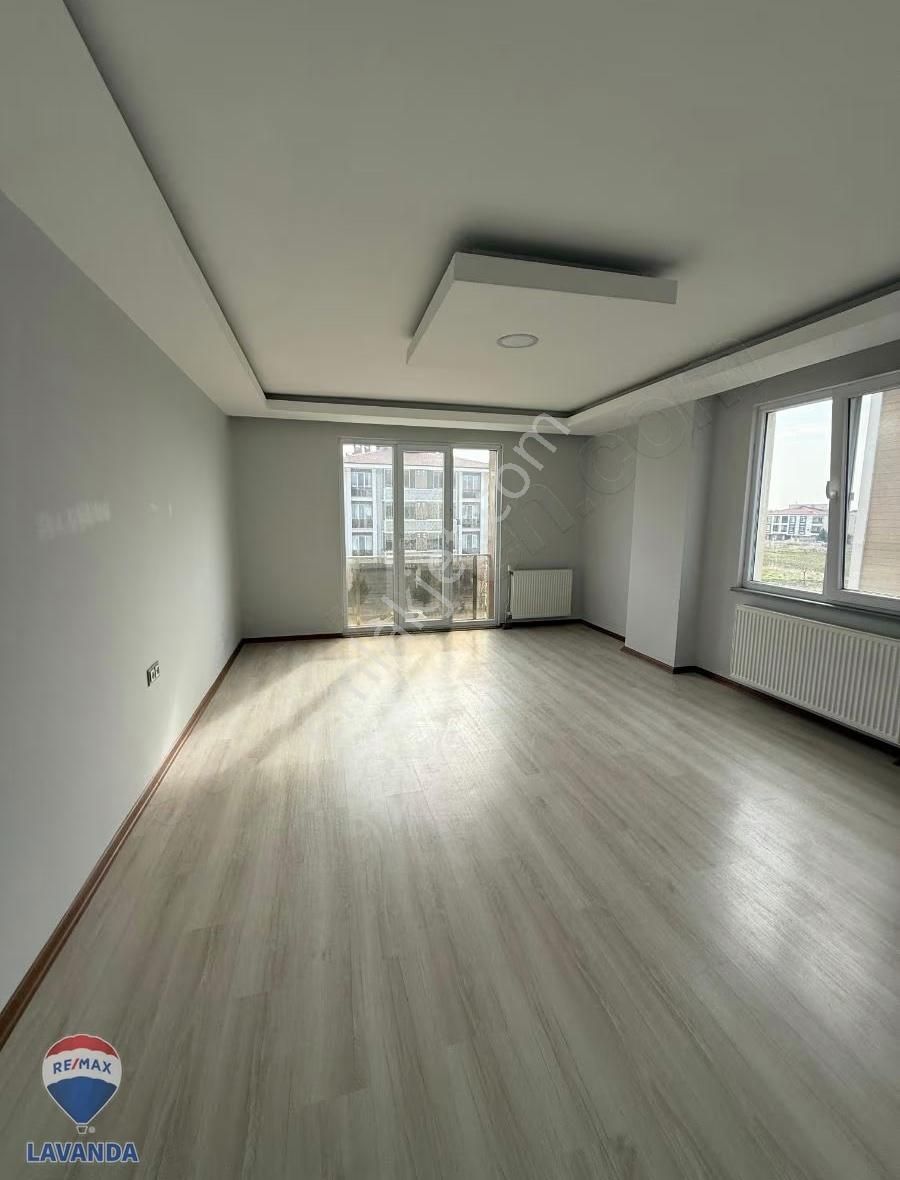 Remax Lavandadan Çorlu Rumeli Mahallesinde Satılık 3+1daire - Görsel 5