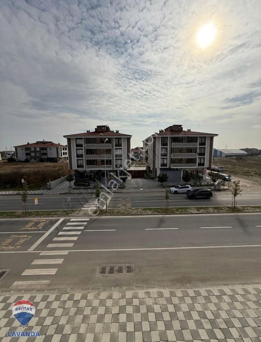 Remax Lavandadan Çorlu Rumeli Mahallesinde Satılık 3+1daire - Görsel 16