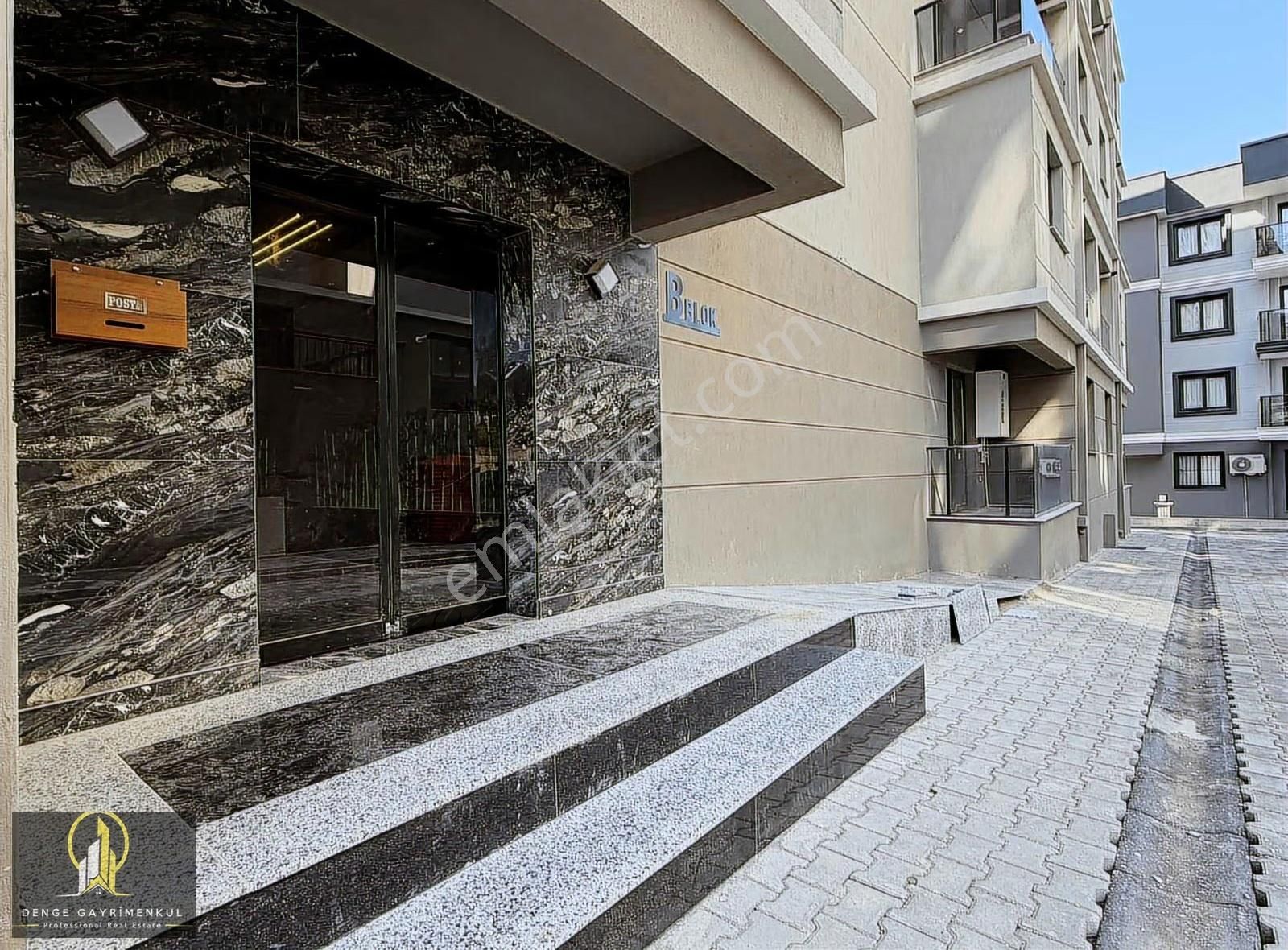 Denge'den Buca Mustafa Kemal Mahde Site/kredi Sınırsız 1+1'ler - Görsel 11